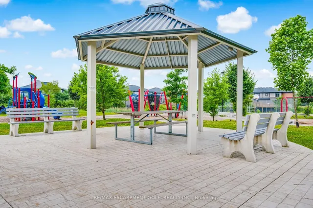 Additional image 34 of 168 BOOKJANS Dr