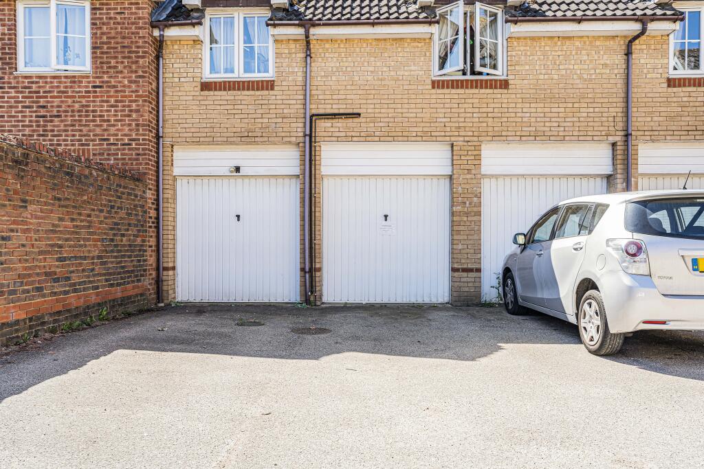Additional image 11 of Campion Road, Hatfield, Hertfordshire, AL10