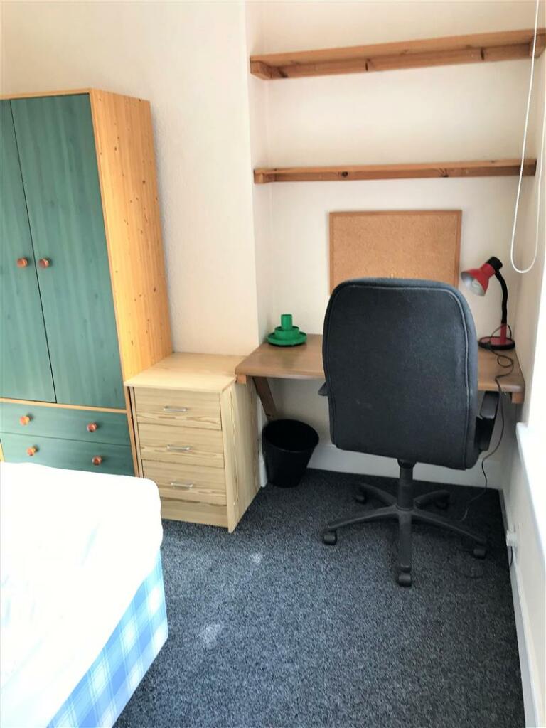 Additional image 10 of 141 Warwards Lane, Selly Oak, Birmingham