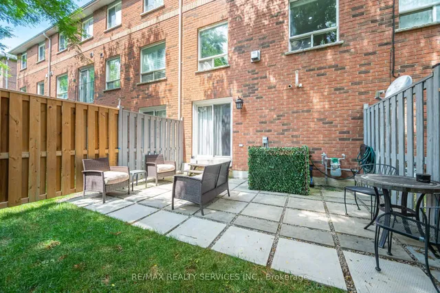 Additional image 42 of 2 Clay Brick Crt Unit 21