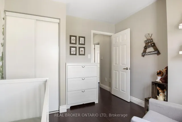 Additional image 23 of 100 Baycliffe Cres