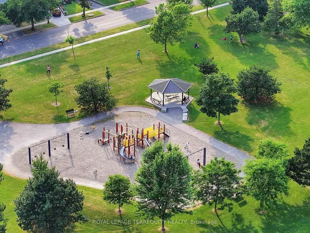 房产图片 49 - 33 Mendip Cres