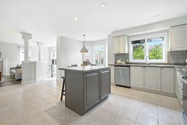 Additional image 13 of 232 Lexington Rd