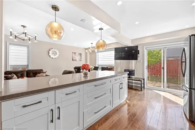 Additional image 23 of 19 Earl Grey St