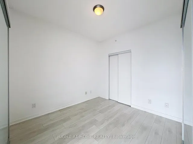 Additional image 10 of 150 East Liberty St Unit 2804