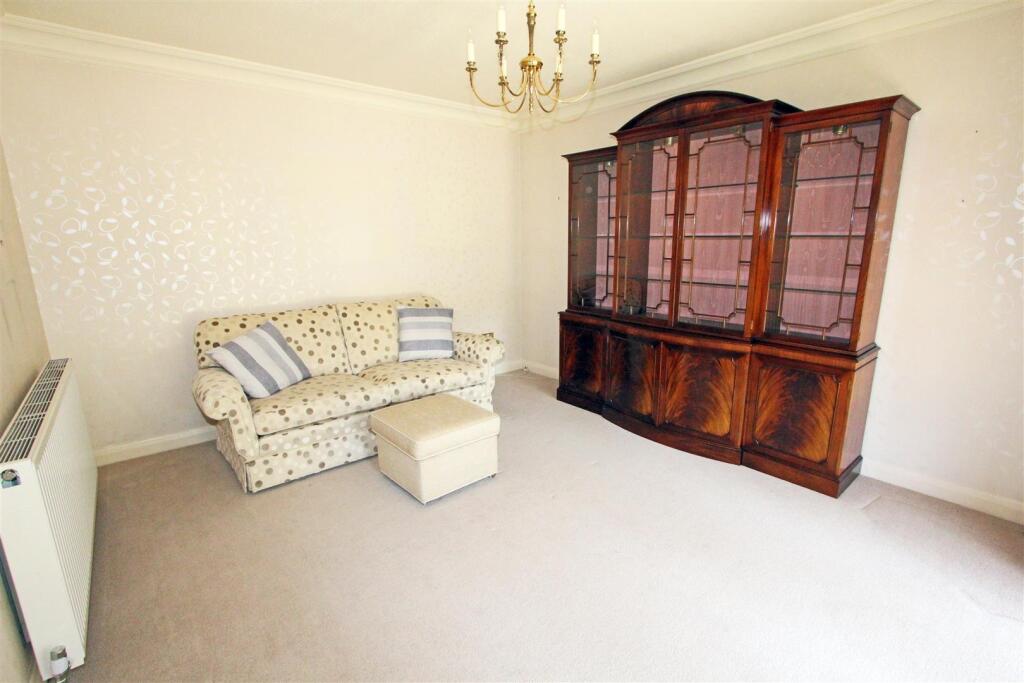 Additional image 10 of Brookmans Avenue, Brookmans Park, Hatfield