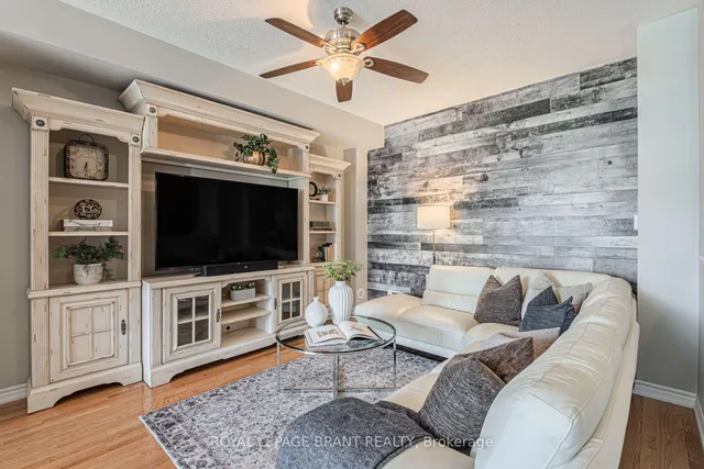 房产图片 19 - 422 Athabasca Common