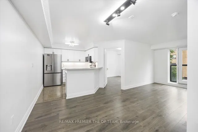 房产图片 7 - 多伦多斯帕迪纳路800号401单元