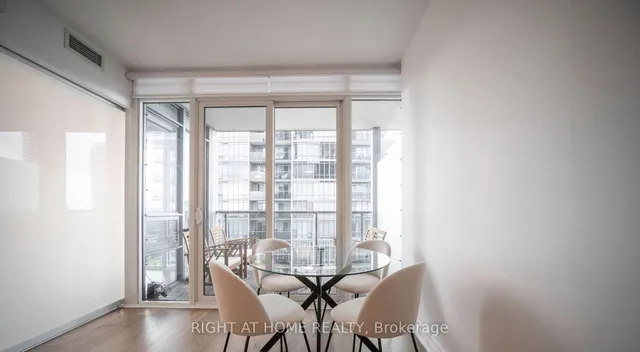 Additional image 23 of 88 Park Lawn Rd Unit 1010