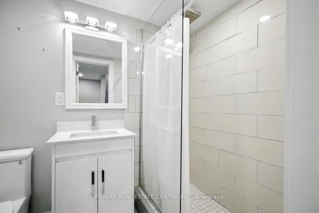 Additional image 35 of 21 Chopin Cres