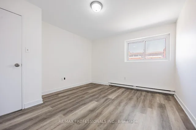 Additional image 20 of 50 Scarborough GolfClub Rd Unit 135