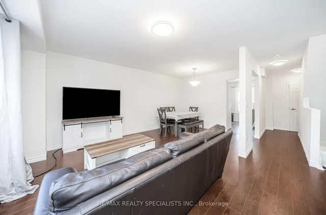 Additional image 7 of 38 Ellis Dr