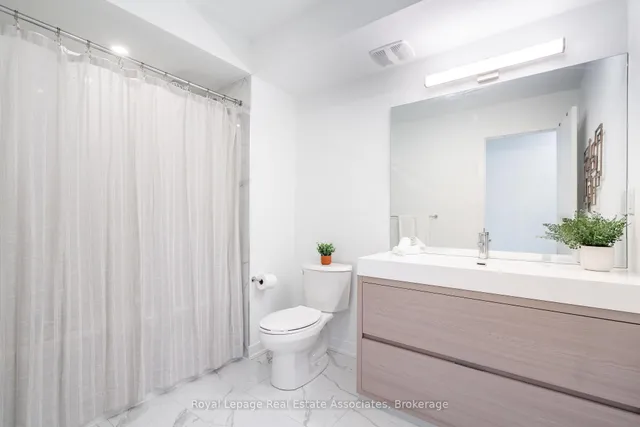 Additional image 38 of 120 Green Gardens Blvd