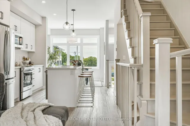 Additional image 21 of 527 Shaver Rd Unit 7