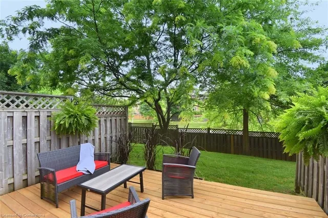 Additional image 37 of 26 Moss Blvd Unit 37