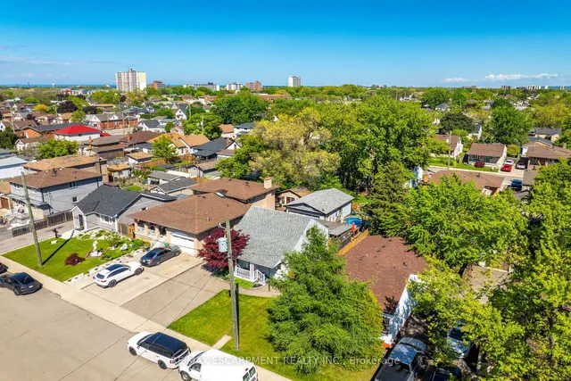 Additional image 48 of 88 Julian Ave