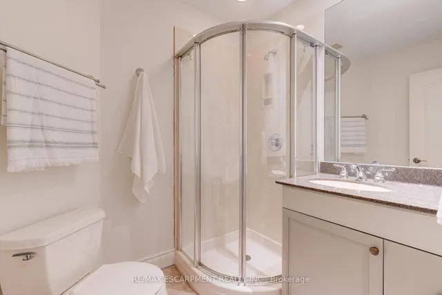 Additional image 33 of 106 Appleby Pl