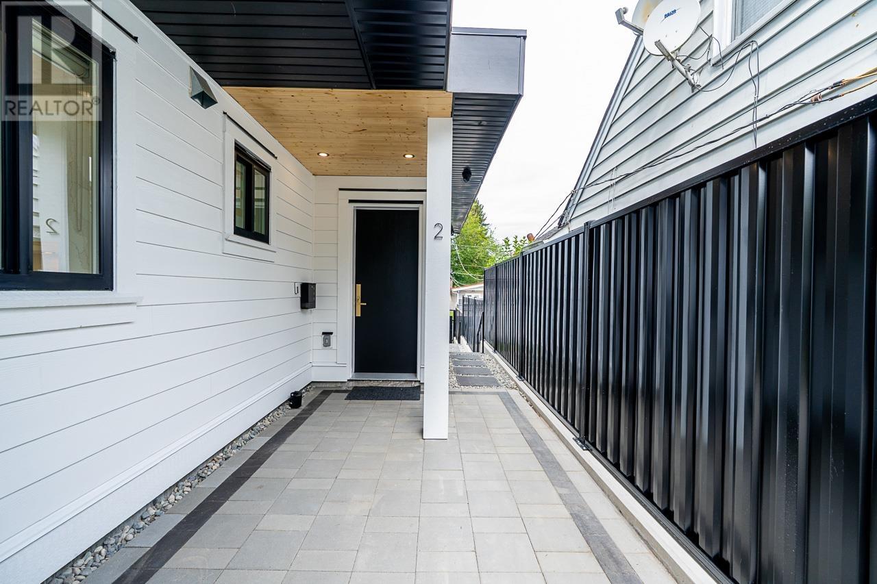 Property image for 2 4855 DUMFRIES STREET|Vancouver, British Columbia V5N3T8