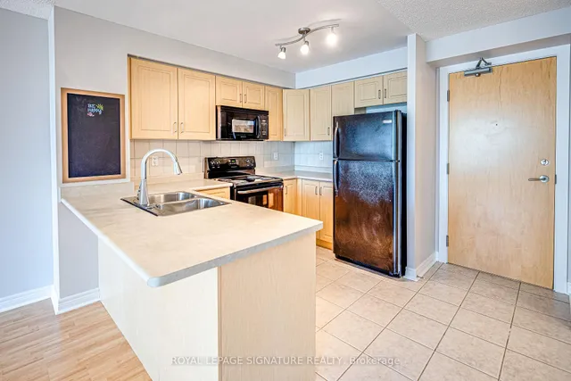 Additional image 2 of 212 Eglinton Ave Unit 402