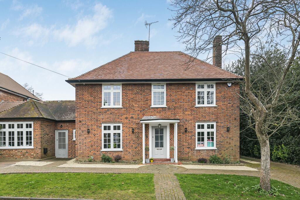 Additional image 28 of The Valley Green, Welwyn Garden City, Hertfordshire, AL8