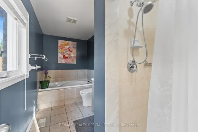 Additional image 25 of 17 Bushberry Rd