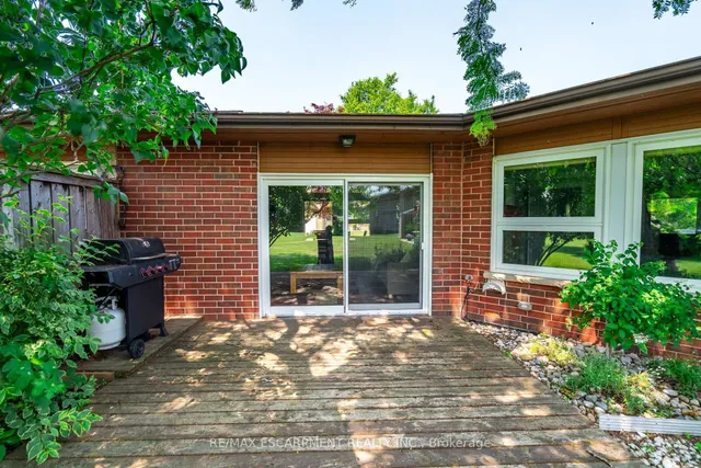 Additional image 32 of 1 Archdeacon Clark Tr