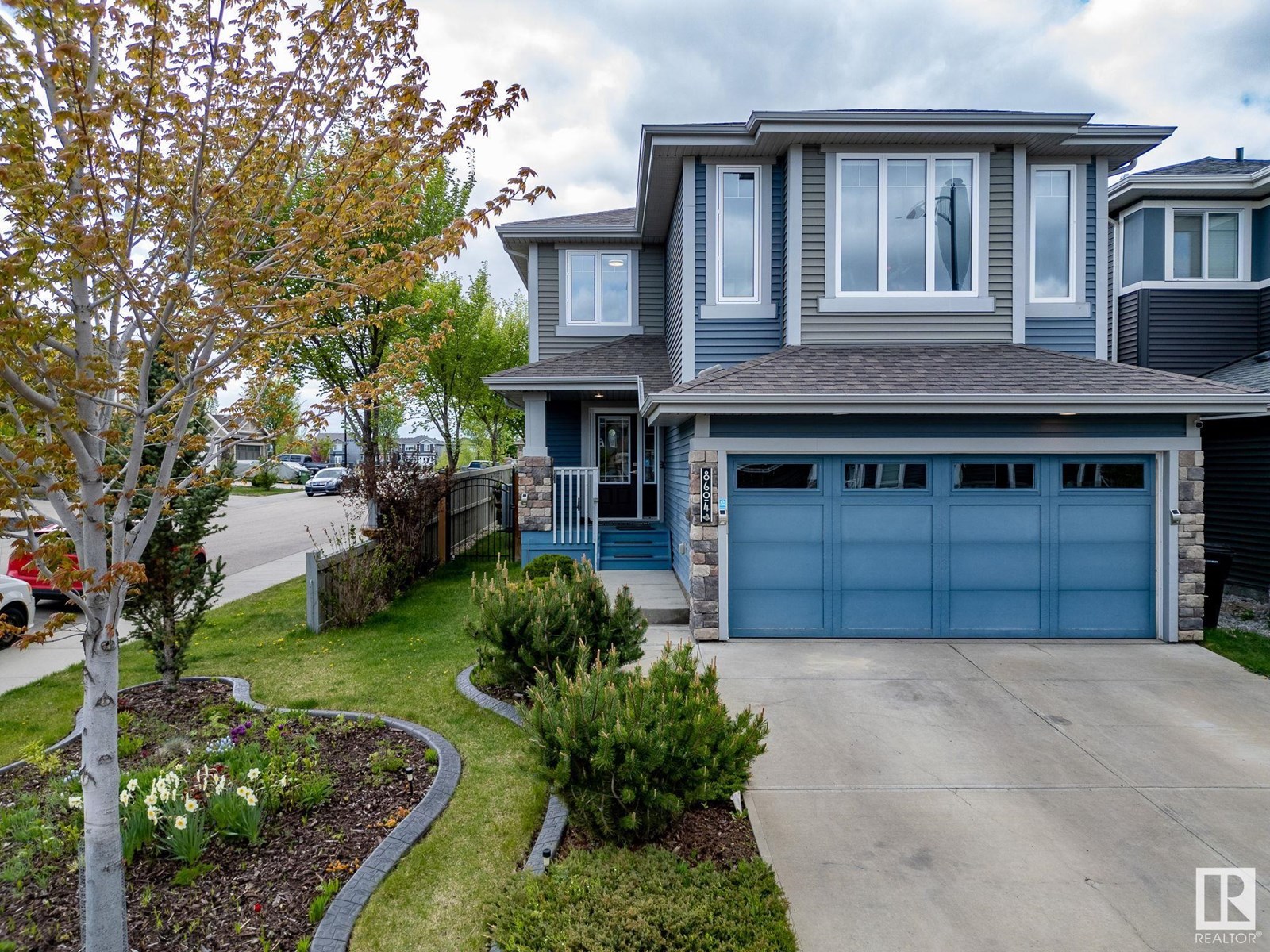 8604 217 ST NW|Edmonton, Alberta T5T4R5