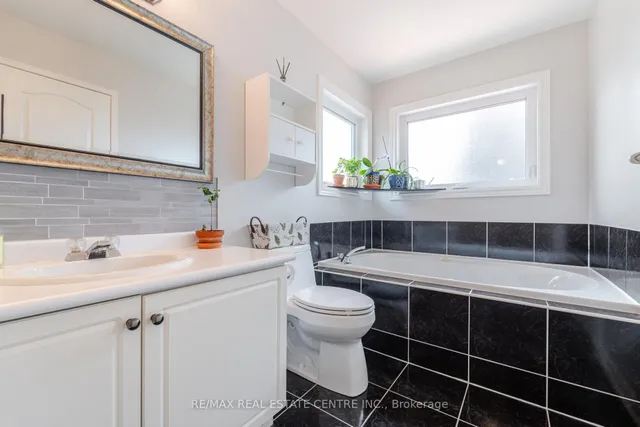 Additional image 32 of 30 Creekwood Dr