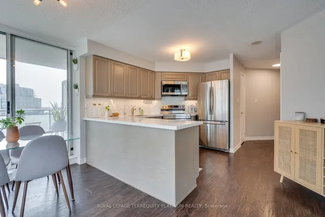Additional image 11 of 228 Queens Quay Unit 702