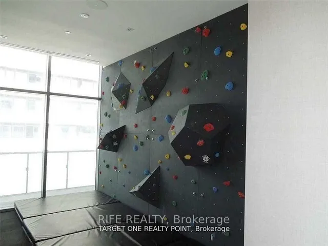 Additional image 19 of 50 Charles St Unit 3407