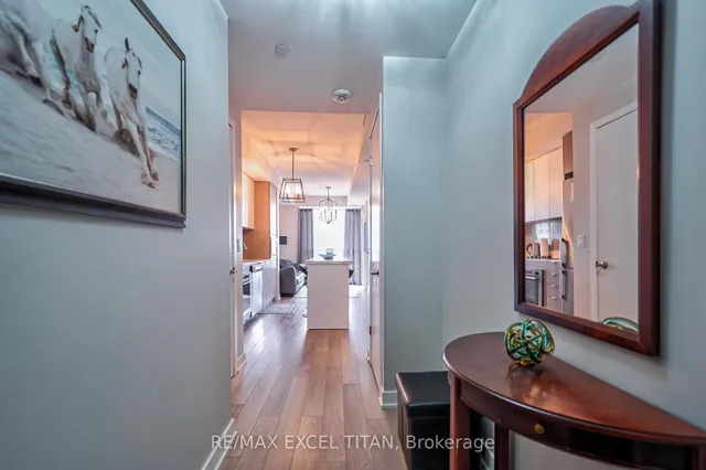 Additional image 11 of 5220 Dundas St Unit D413