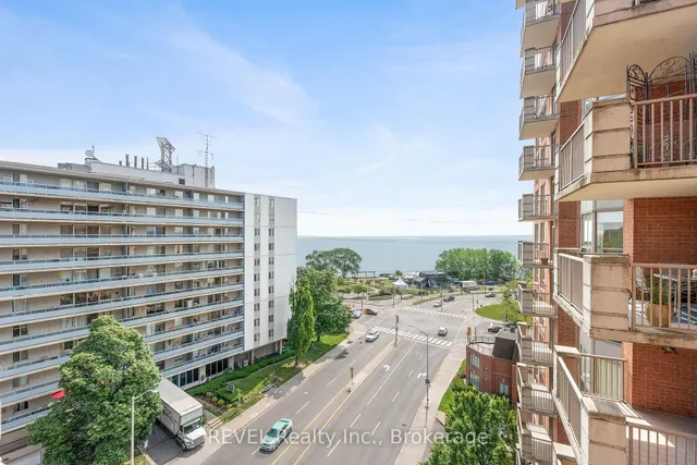 Additional image 18 of 442 Maple Ave Unit 905