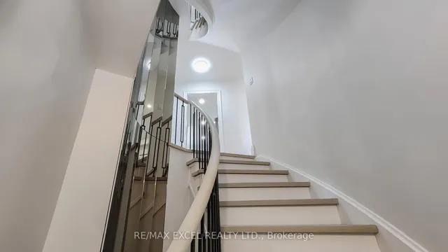 Additional image 27 of 80 Eagleview Cres