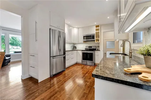 Additional image 8 of 584 Krug St