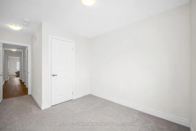 Additional image 29 of 3401 Sixth Line