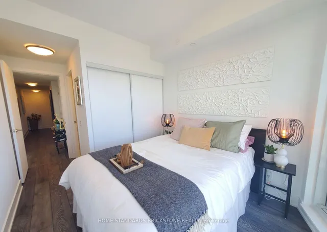 Additional image 11 of 403 Church St Unit 3102