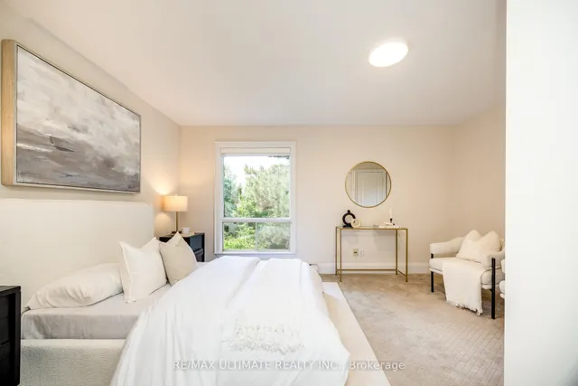 Additional image 33 of 18 Rolph Rd