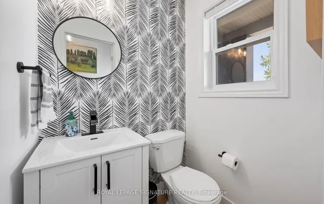 Additional image 15 of 737 Fairway Crt