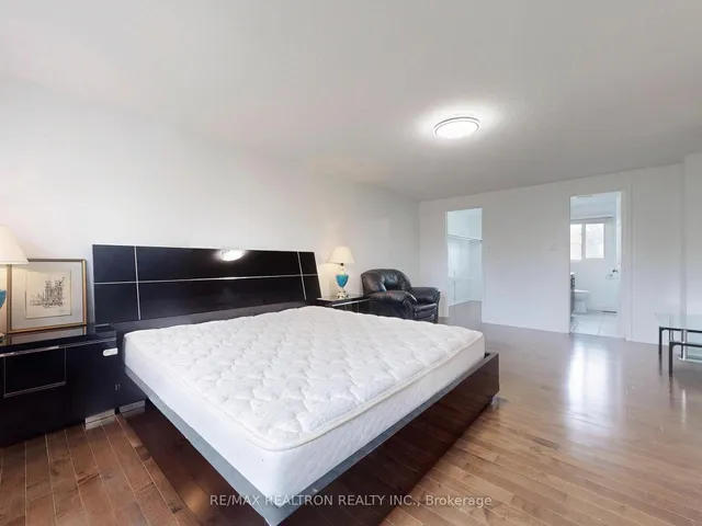 Additional image 27 of 297 Silver Springs Blvd