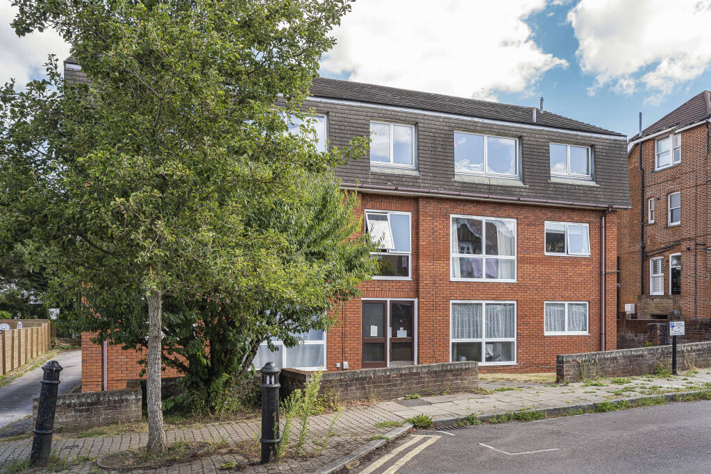 Additional image 8 of Carlisle Avenue, St. Albans, Hertfordshire