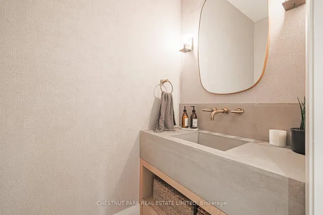 Additional image 25 of 142 Buckingham Ave