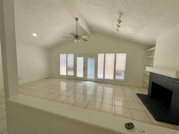 4202 Boone Rd, Houston, TX 77072