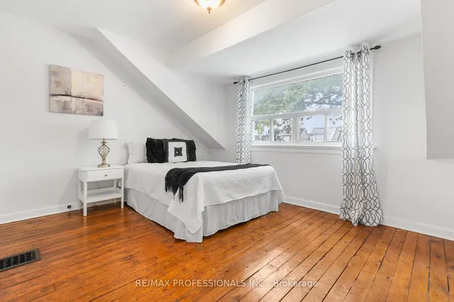 Additional image 15 of 26 Norval St