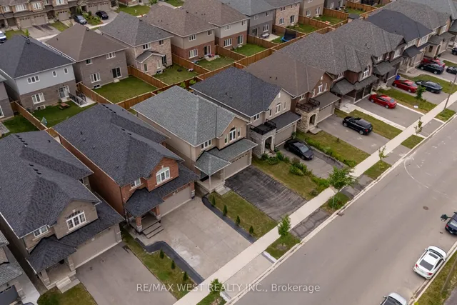 Additional image 39 of 270 Dalgleish Tr