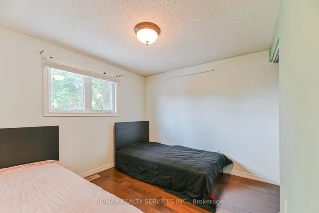 Additional image 30 of 73 Pathfinder Cres