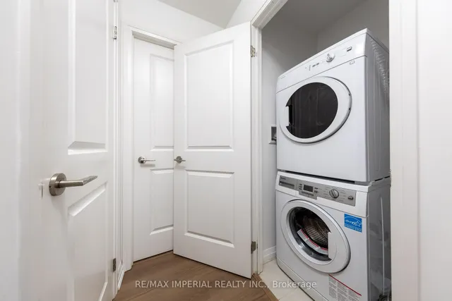 Additional image 4 of 8 mercer St