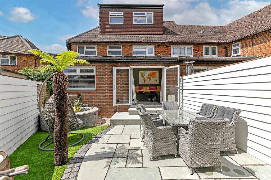 Additional image 27 of Crouch Hall Gardens, Redbourn, St. Albans