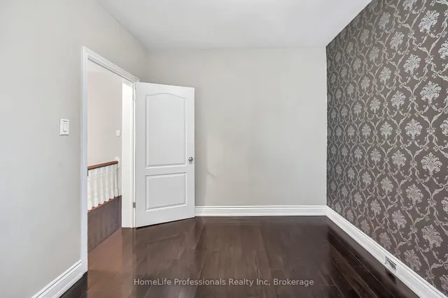 Additional image 20 of 116 Bay St