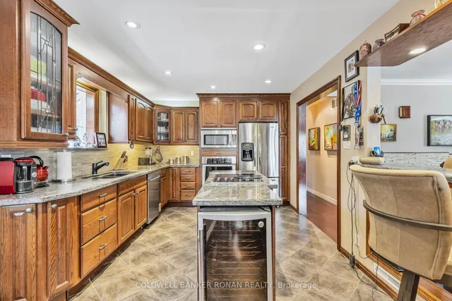 Additional image 12 of 20 Hallow Cres