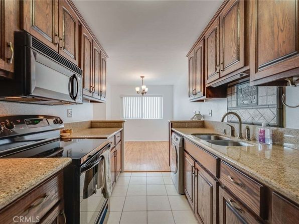 5400 Newcastle Ave, Encino, CA